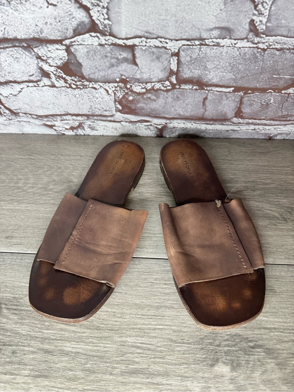 Free People Brown Leather Casual Sandals Slides Slip On Women’s Sz 36.5EU/6M US